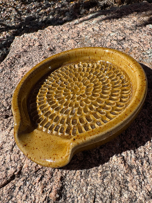 Garlic Grater•Spoon Rest